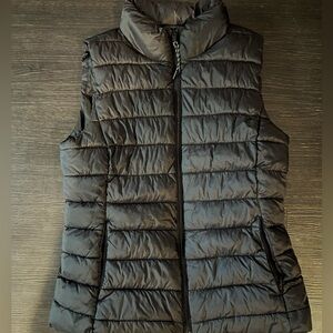 GAP Charcoal Puffer Coat